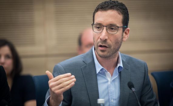 עימות בין רון קופמן לאיציק שמולי: 'דרעק'; 'לך לטיפול'