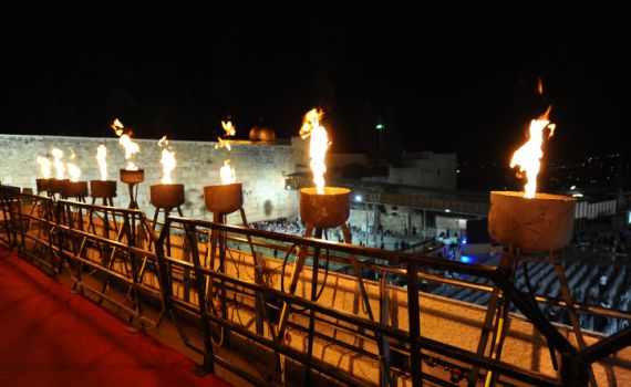 שמונת ניסי החנוכה: למיגור תאונות הדרכים