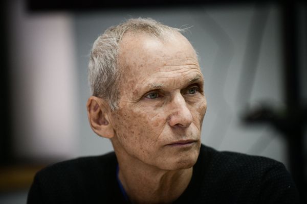 רגע לפני פיזור: יוזמה לאסוף חתימות עבור אדלשטיין