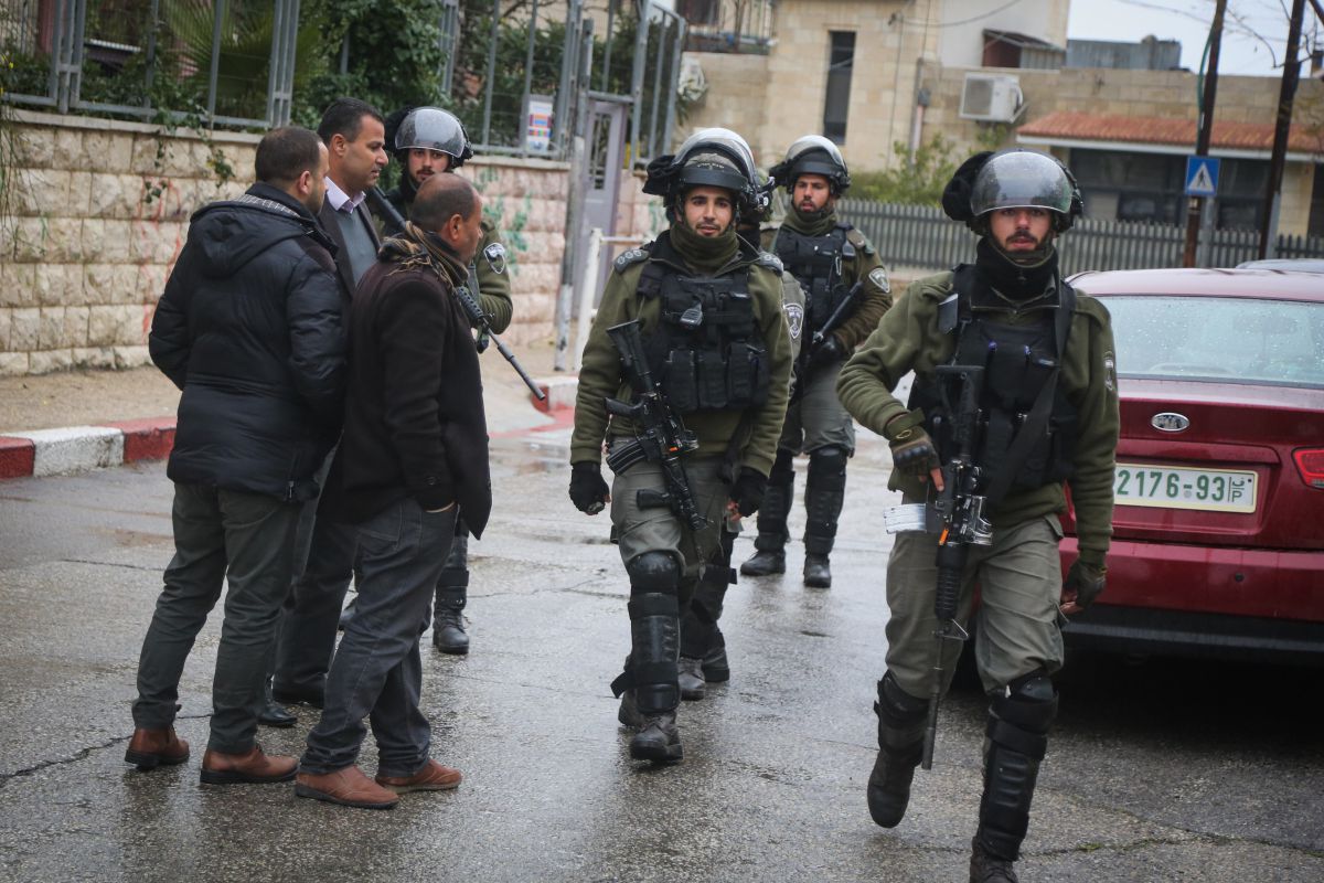 לשכת עורכי הדין השעתה את המחבל טארק ברגותי