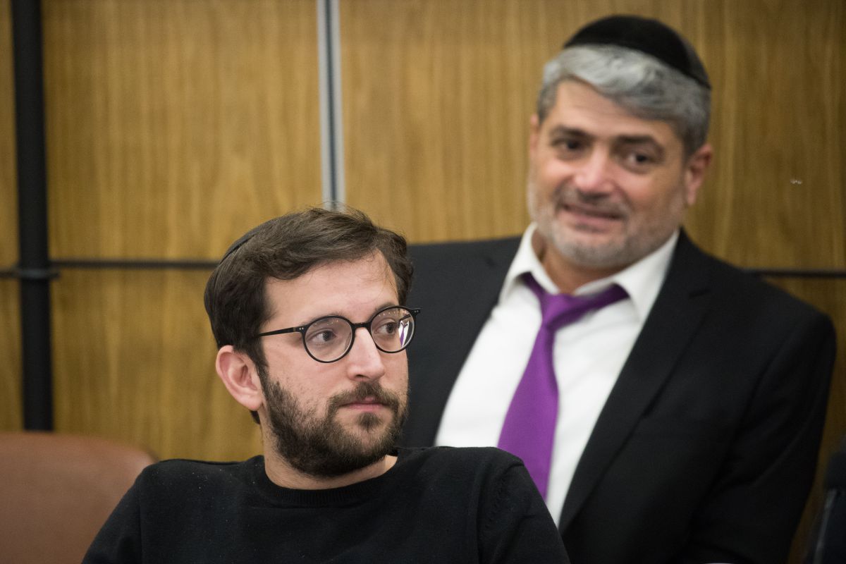 מפתיע: דוברו הסרוג של נתניהו פרש מהפריימריז