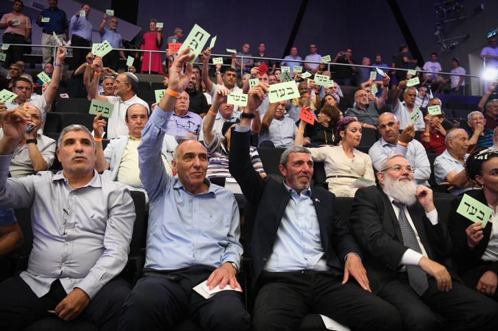 רק אל תמכרו לנו סיפורים ש"פריימריז לא ריאליים"