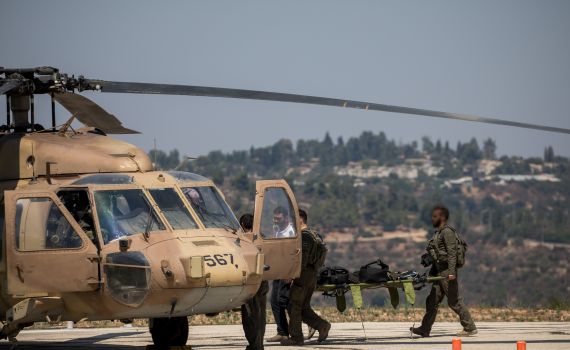 שני לוחמים נפצעו באורח קשה בהתקלות ביו"ש הלילה