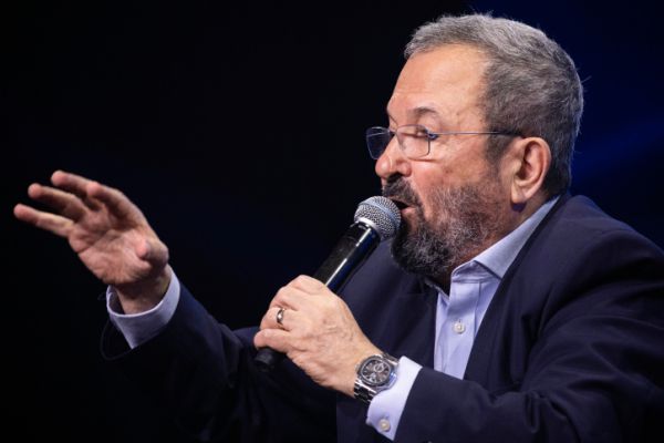 אהוד ברק ליועמ"ש: הציבור חייב לשמוע עמדה עקרונית