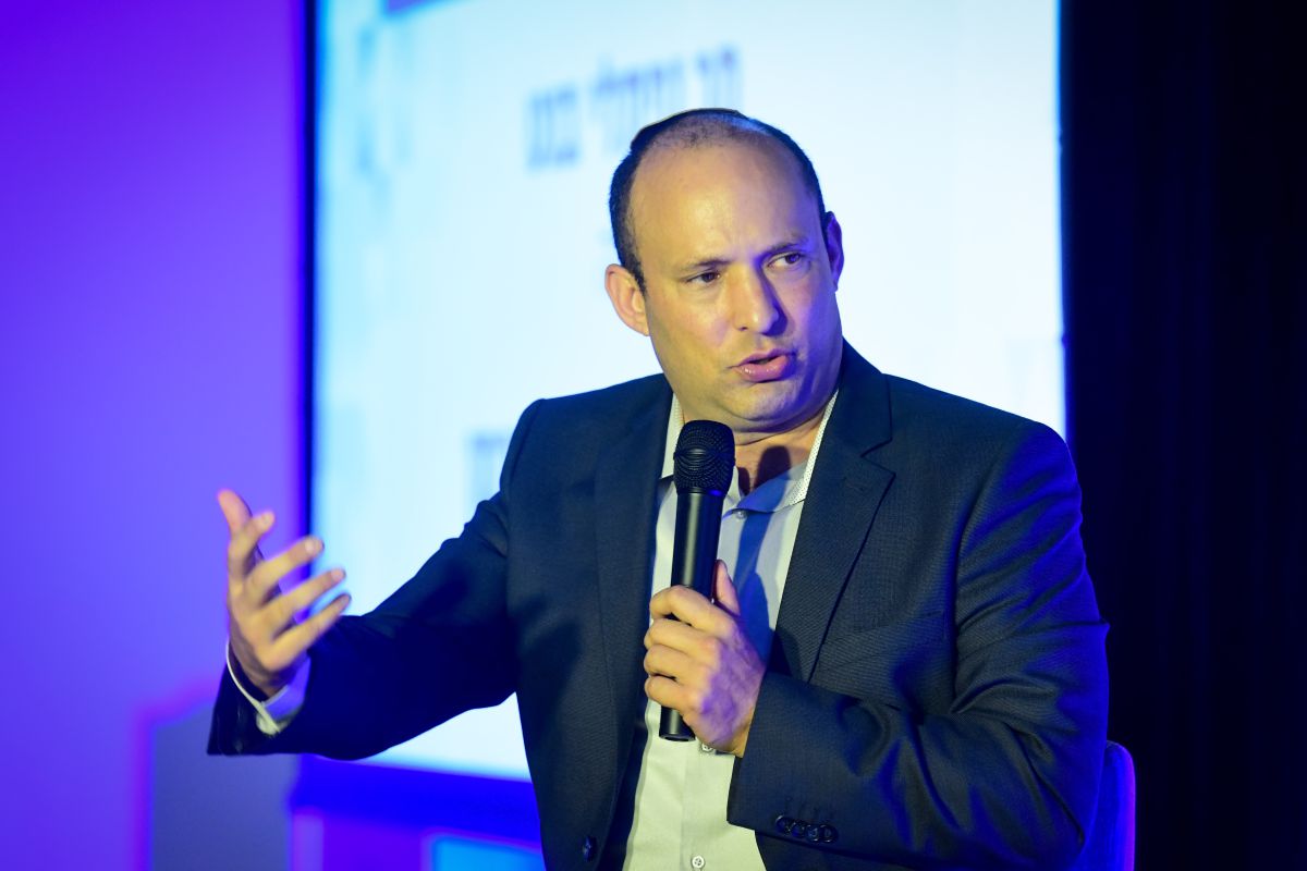 בנט חתם על הצו: "רדיפה כלכלית אחר פעילי טרור"