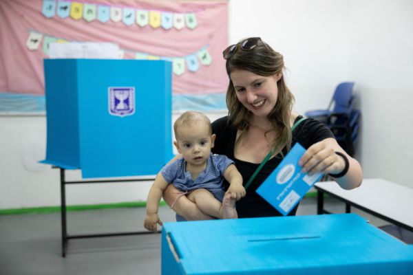 הושגה הסכמה; זה התאריך במקרה שיוצאים לבחירות