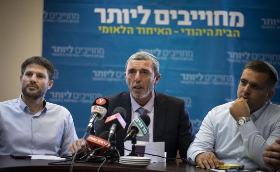 ניר אורבך: אלה האנשים שמנסים להדיח את הרב רפי