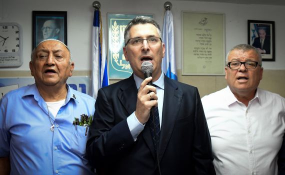 סער על נתניהו: "אם נמשיך ככה, לא נגיע רחוק"