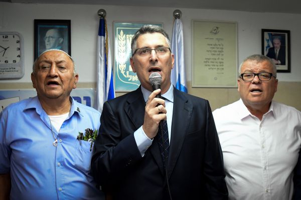 סער על נתניהו: "אם נמשיך ככה, לא נגיע רחוק"