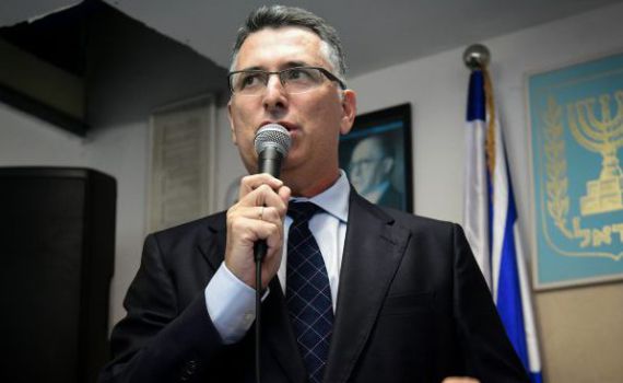 גדעון סער: יש לפנות את חאן אל אחמר