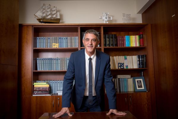 לשכת עורכי הדין מצטרפת לעתירתם של יועצי נתניהו