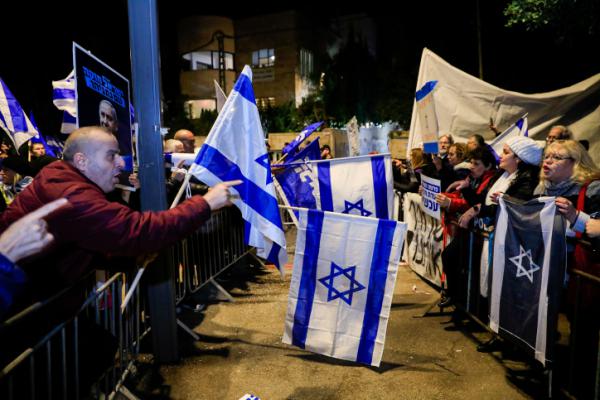 רק הימין יכול אבל שכח איך והגיע זמן להיזכר