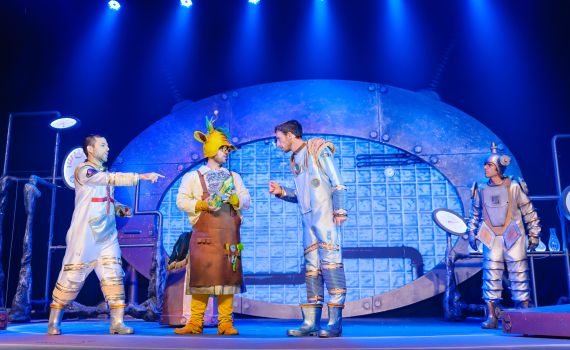 היישר מהחלל: הלהיט החדש מבית 'אנדרדוס'. צפו