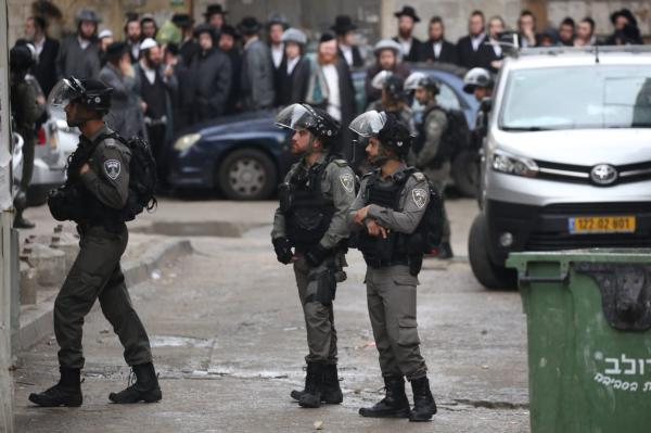 משטרת ישראל פשטה על בתי 6 מקורבים לרב ברלנד