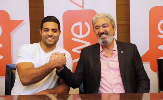 שגיא מוקי חתם על הסכם חסות עם אקספון