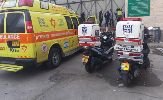 בנייני האומה: פועל נמחץ למוות במעלית משא