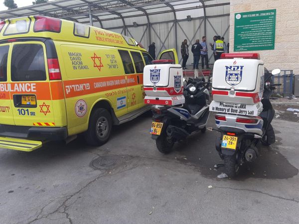 בנייני האומה: פועל נמחץ למוות במעלית משא