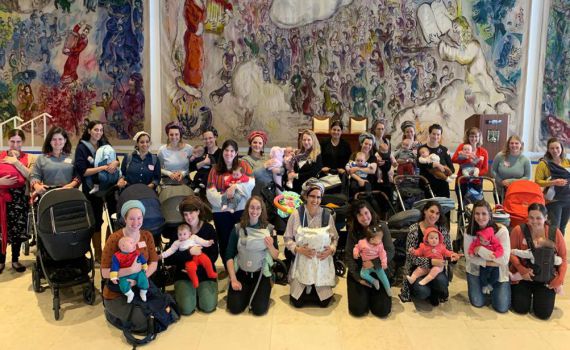 לראשונה בכנסת: סיור מיוחד לתינוקות