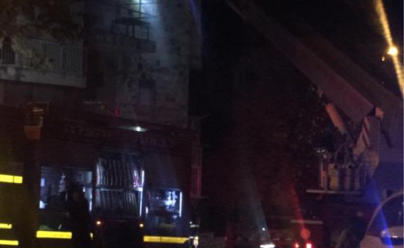 מרפסת עלתה באש בירושלים מנרות החנוכה