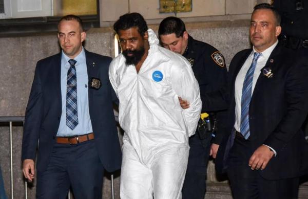 חשד: הדוקר ממונסי ביצע מתקפה אנטישמית נוספת