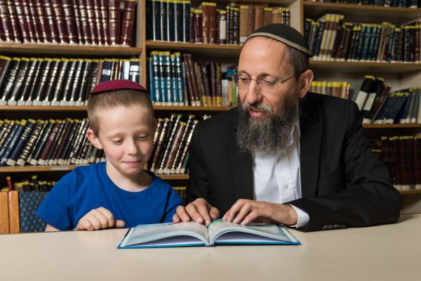 הרב רימון: כך נחגוג יחד את הסדר מבלי לחלל את החג