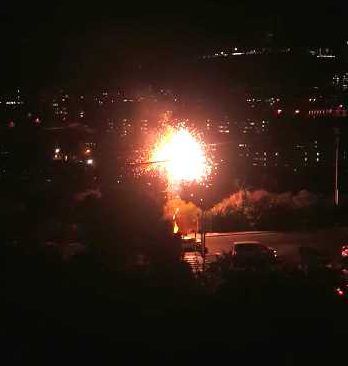 צפו: פיצוץ שנאי גרם להפסקת חשמל בחיפה