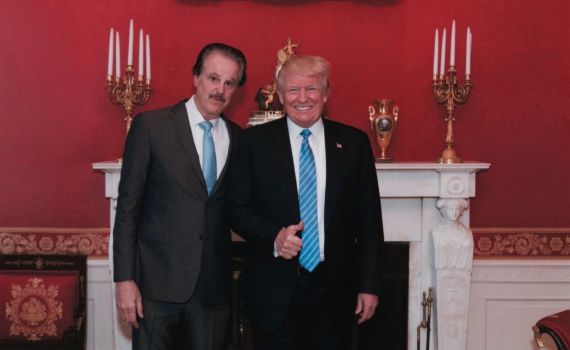 ד"ר מייק אוונס: טראמפ יחתום על צו היסטורי נגד האנטישמיות