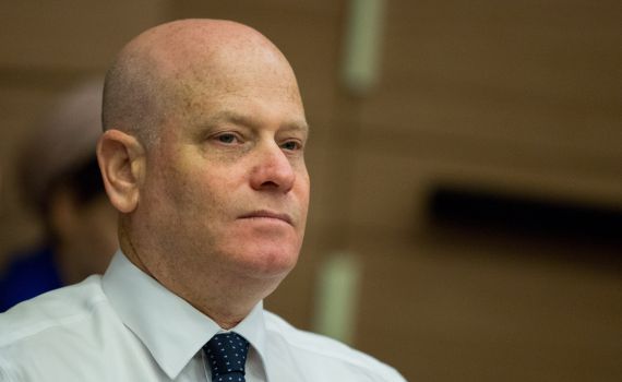 איל ינון דרש מאדלשטיין לציית לביהמ"ש, הוא סירב