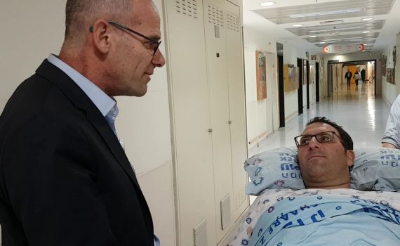 חודש אחרי התאונה: אפרים רימל שוחרר מבית החולים