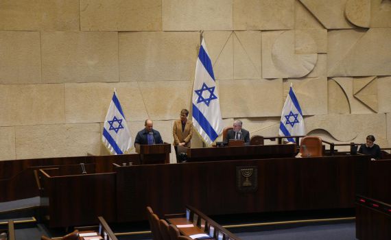 אחרי 3 חודשים בתפקיד: בנט הצהיר אמונים בכנסת