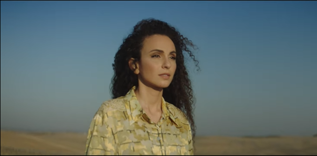 #קצת אחר(ת): יובל דיין בשיר יוצא דופן. צפו