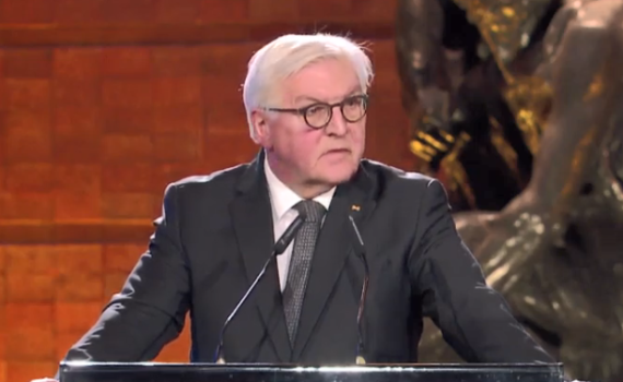 צפו: נשיא גרמניה מברך "שהחיינו" בעברית ביד ושם