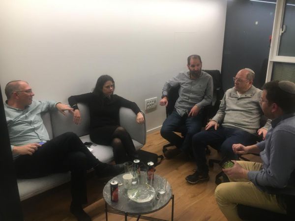 דרושה מפלגה דתית-חברתית-ימנית