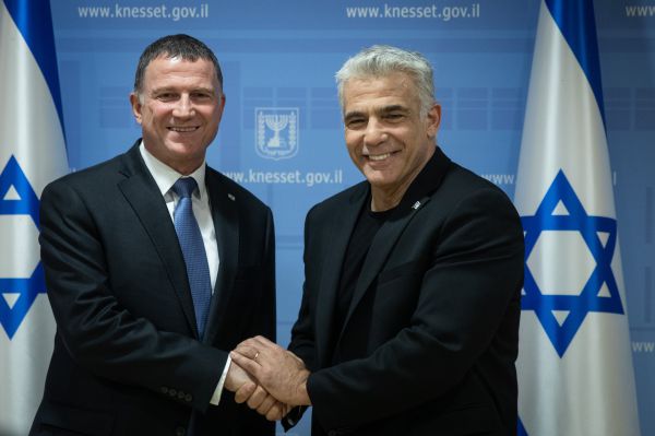 בכחול לבן מברכים: "יולי בחר במסלול הנכון"