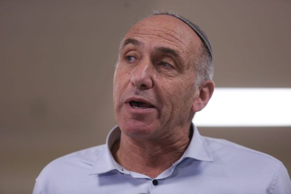 תכנית החזרה של מוטי יוגב ללימודים