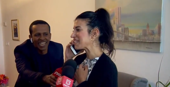 צפו: שיחת הטלפון המרגשת של נעמה יששכר עם אחותה