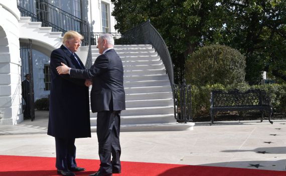 טראמפ לצד נתניהו: "זו הזדמנות לשלום, יש סיכוי"