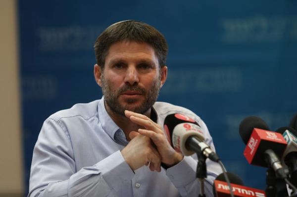 סמוטריץ' בקבוצה פנימית: "לא בטוח שניכנס לממשלה"