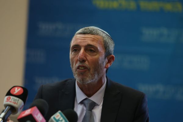 צוחקים על עצמם: הבית היהודי; מילה זאת מילה