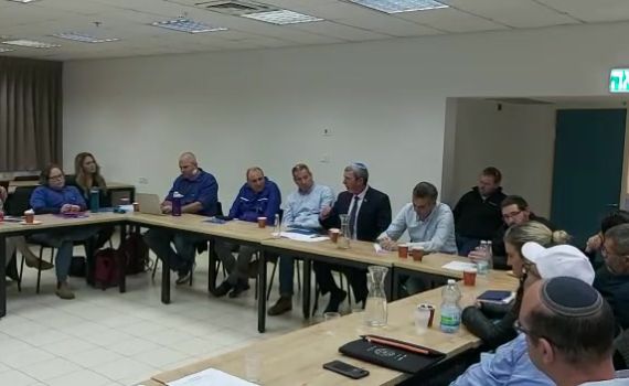 שר החינוך הפציר במנהלי תנועות הנוער: "אל תתביישו"