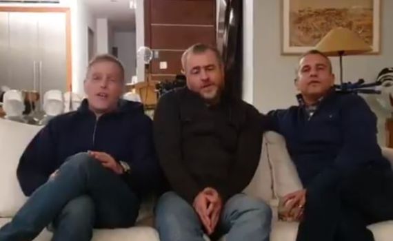 העיתונאים הימניים פתחו בחרם על פייסבוק