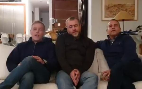 העיתונאים הימניים פתחו בחרם על פייסבוק