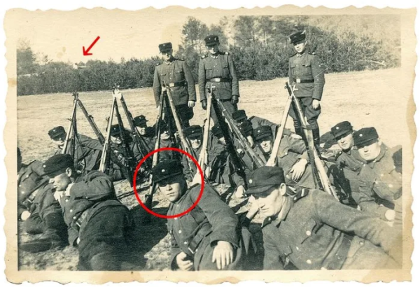 נחשפה התמונה שמוכיחה כי דמיאניוק היה נאצי