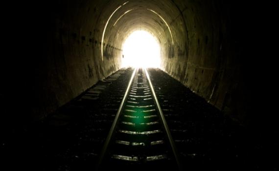 מתוך החושך מתברר האור באופן שלם ויציב יותר