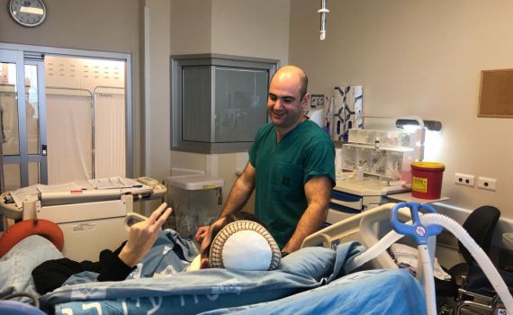 5 חודשים אחרי הפיגוע:נחום נביס שוחרר מבית החולים