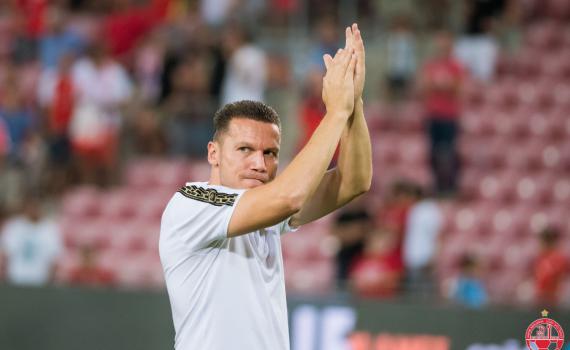 הקבוצה החדשה של ברק בכר