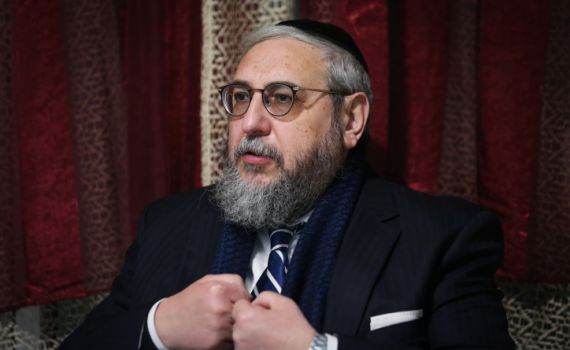 הרב אמסלם: "לסלק את הרב יצחק יוסף מתפקידו"