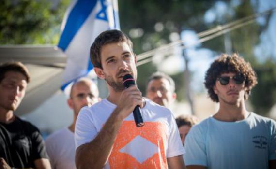 צור גולדין נגד בנט: אין לך זכות לדבר בשמו של עמנואל מורנו