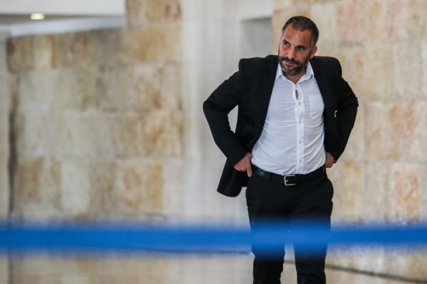 השר אלקין הדיח את רון קובי מראשות העיר טבריה