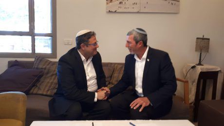 מה ההלכה אומרת על הפרת ההסכם של הרב רפי פרץ?